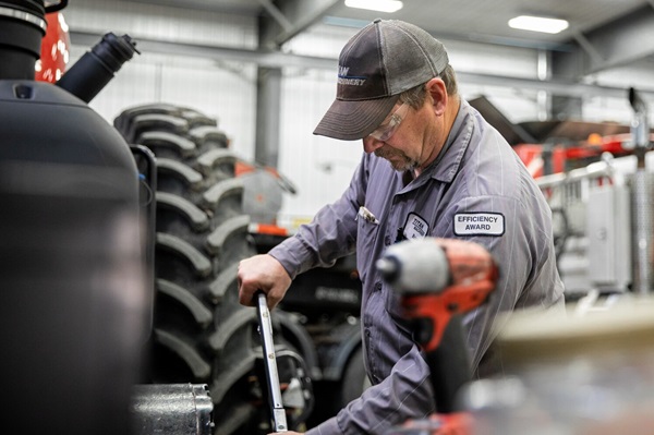 Titan Machinery Uptime - Diesel Mechanic Titan Machinery Uptime - Diesel Mechanic