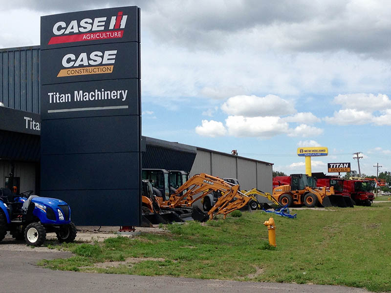 Case IH and New Holland Dealership in Grand Forks, ND - Titan Machinery