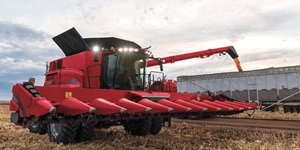 Case IH Axial Flow 9250 combine with Cornhead - Horizontal